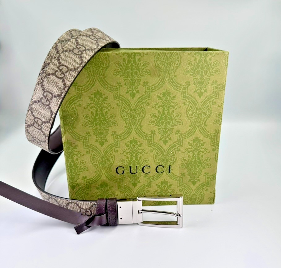 Gucci Reversible Belt with Rectangular Buckle Sty… - image 1