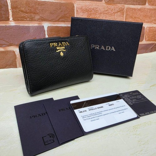 Prada VITELLO GRAIN Wallet Black 1ML018 Authentic Used