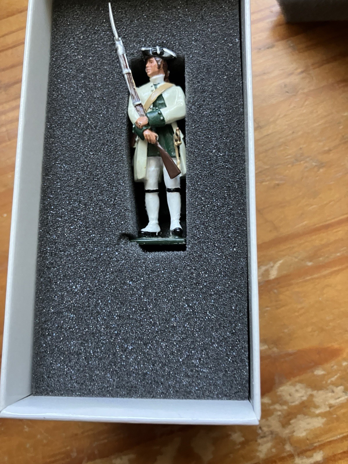 Picture 1 of 5