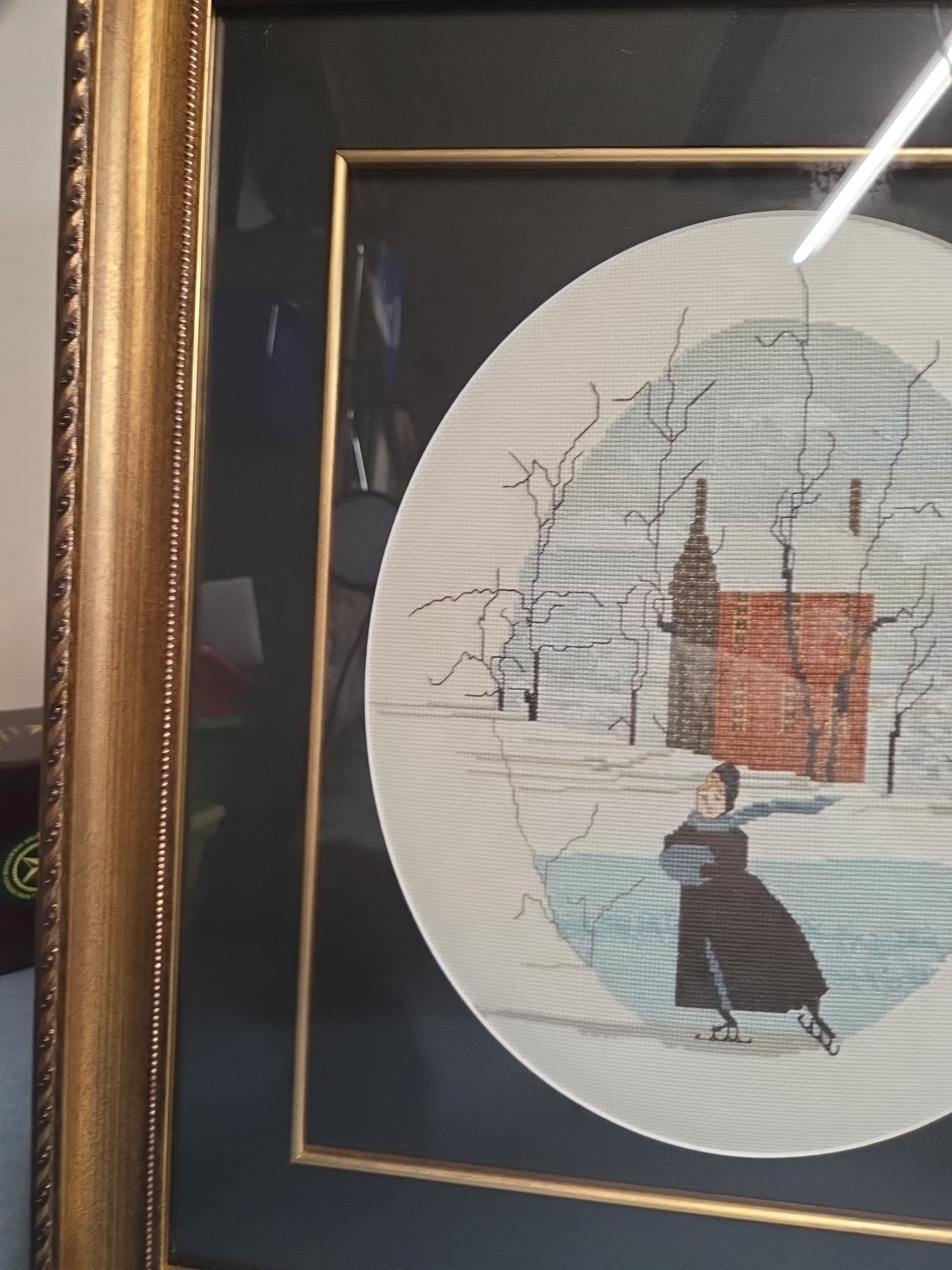 Picture 2 of 8