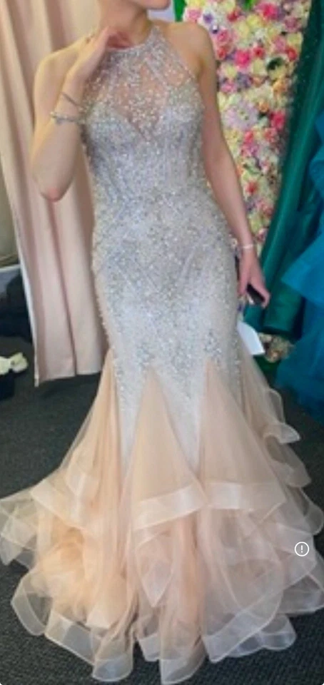 Prom Dress Size 8-10 (small) - Image 4 of 4