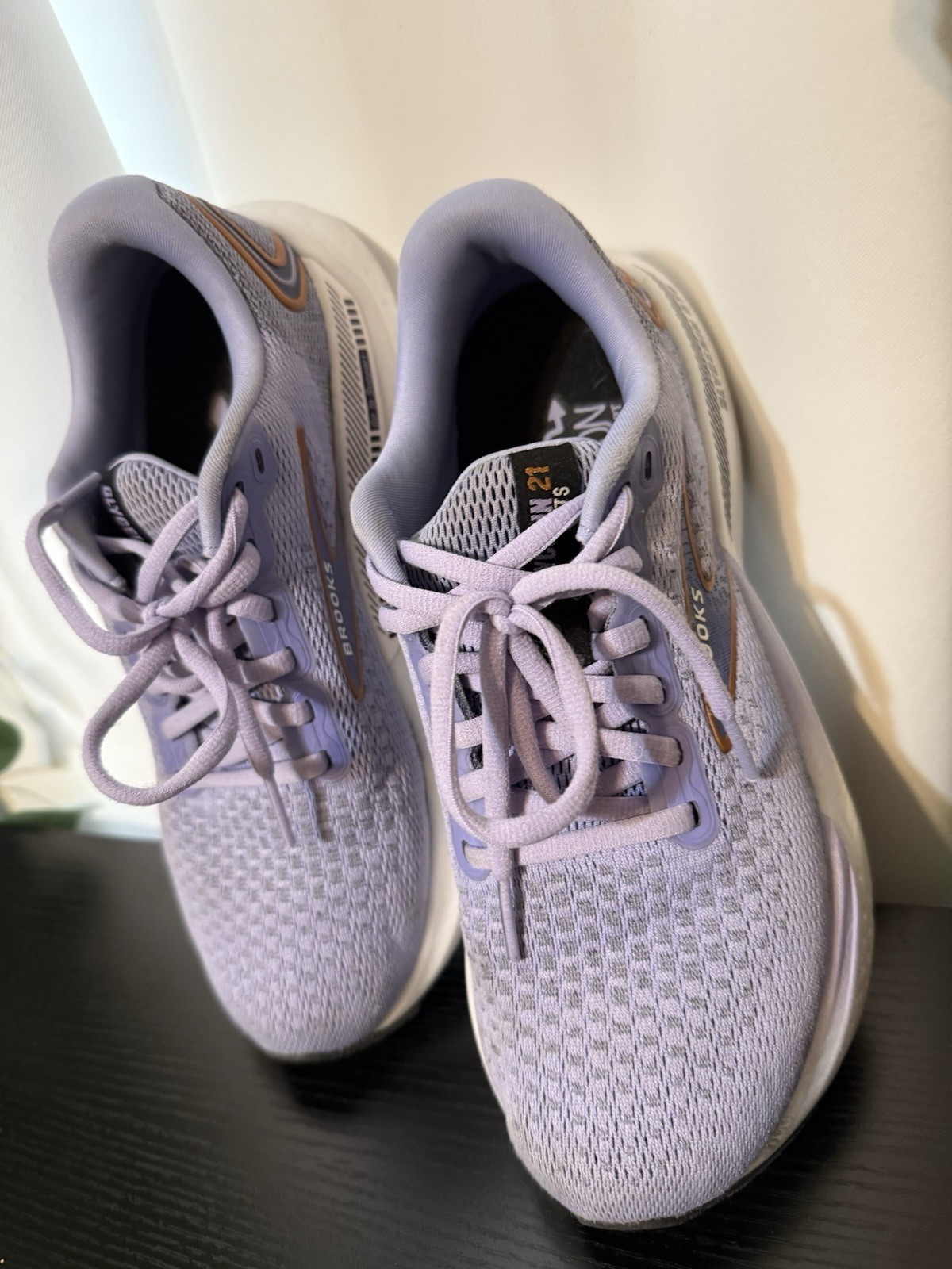 Brooks Women's Running Shoes Size 7