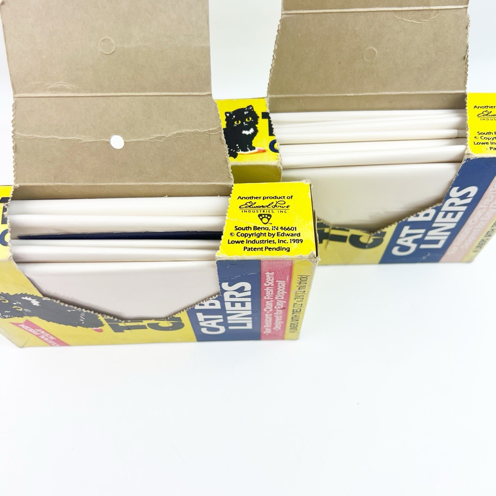 TWO Purina Tidy Cats Litter Box Liners Tear Resistant 4 ea New Box Wear Open