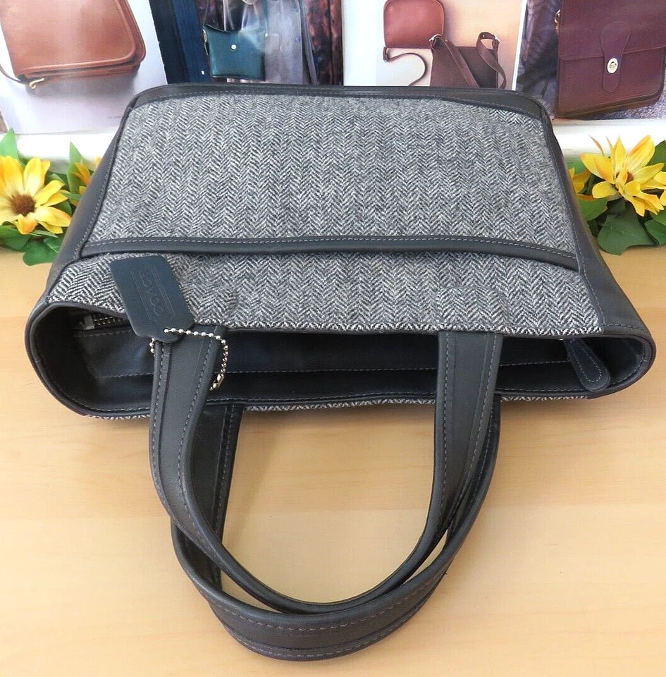 VINTAGE!! COACH Black Leather  BLEEKER Herringbone Bag Purse Tote! MINT! - Image 4 of 4