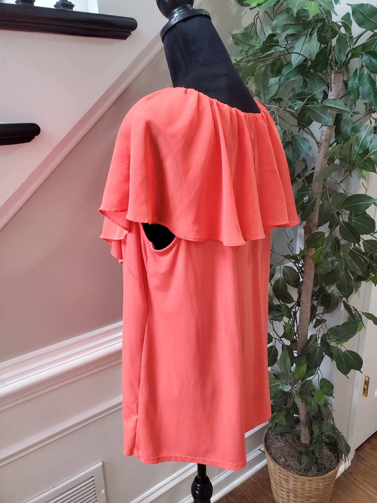 Cato Women's Red Solid Polyester Ruffle V-Neck Sl… - image 6