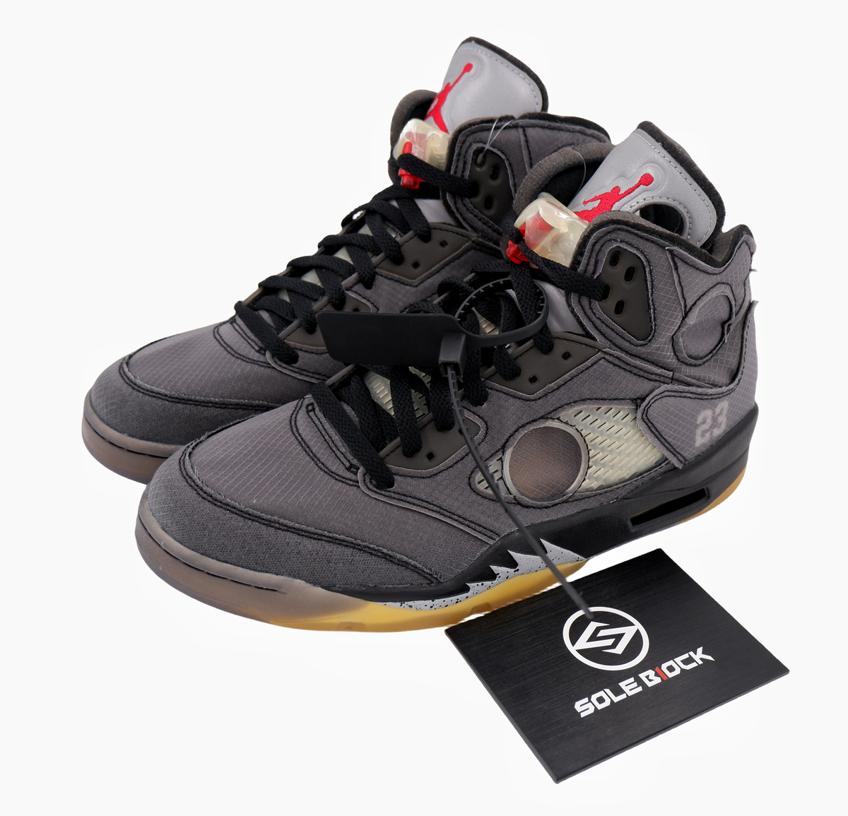 Jordan 5 Retro SP x Off-White Mid Muslin Retro Sneakers