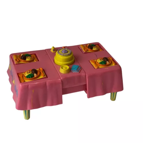 Vtg Dora The Explorer Talking Doll House KitchenTable Pop Up Cake Flip up Plates