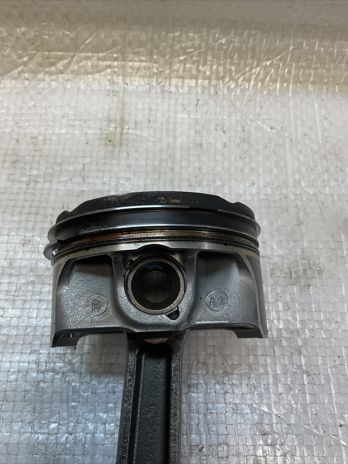 Maserati Ghibli 2014-2021 Piston
