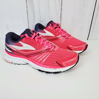 pink and black brooks