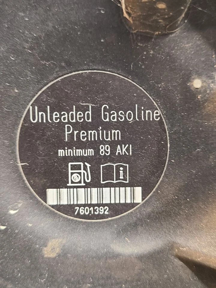 2008-2014 MINI COOPER CLUBMAN Fuel Filler Door 51177148885 Foto 4 de 4