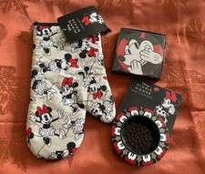 Disney Minnie Mouse Kitchen Set NWT