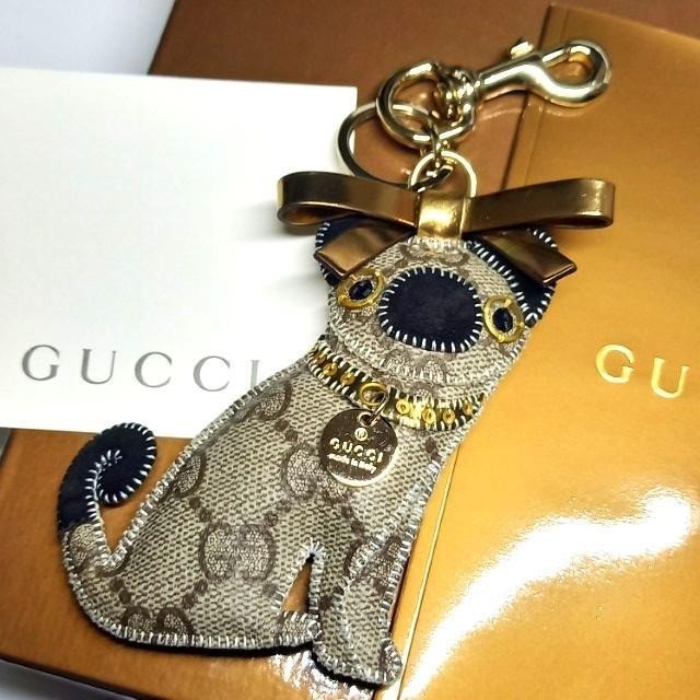 【美品・レア】GUCCI バッグチャーム　パグ　グッチョリ　オリバーくん 美品・レア】GUCCI バッグチャーム パグ グッチョリ オリバーくん