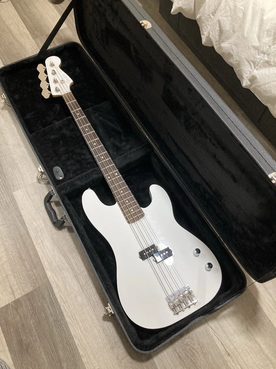 ベースボディ FenderエアロダインPU＋NBハムバッカー ジャンク品 Fender Aerodyne Bass Guitar for sale | eBay
