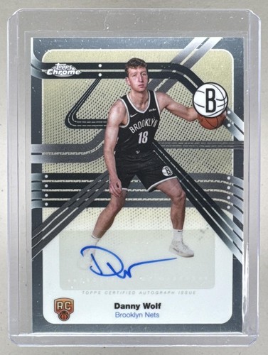 2025 Topps Signature Danny Wolf Base (RAW)