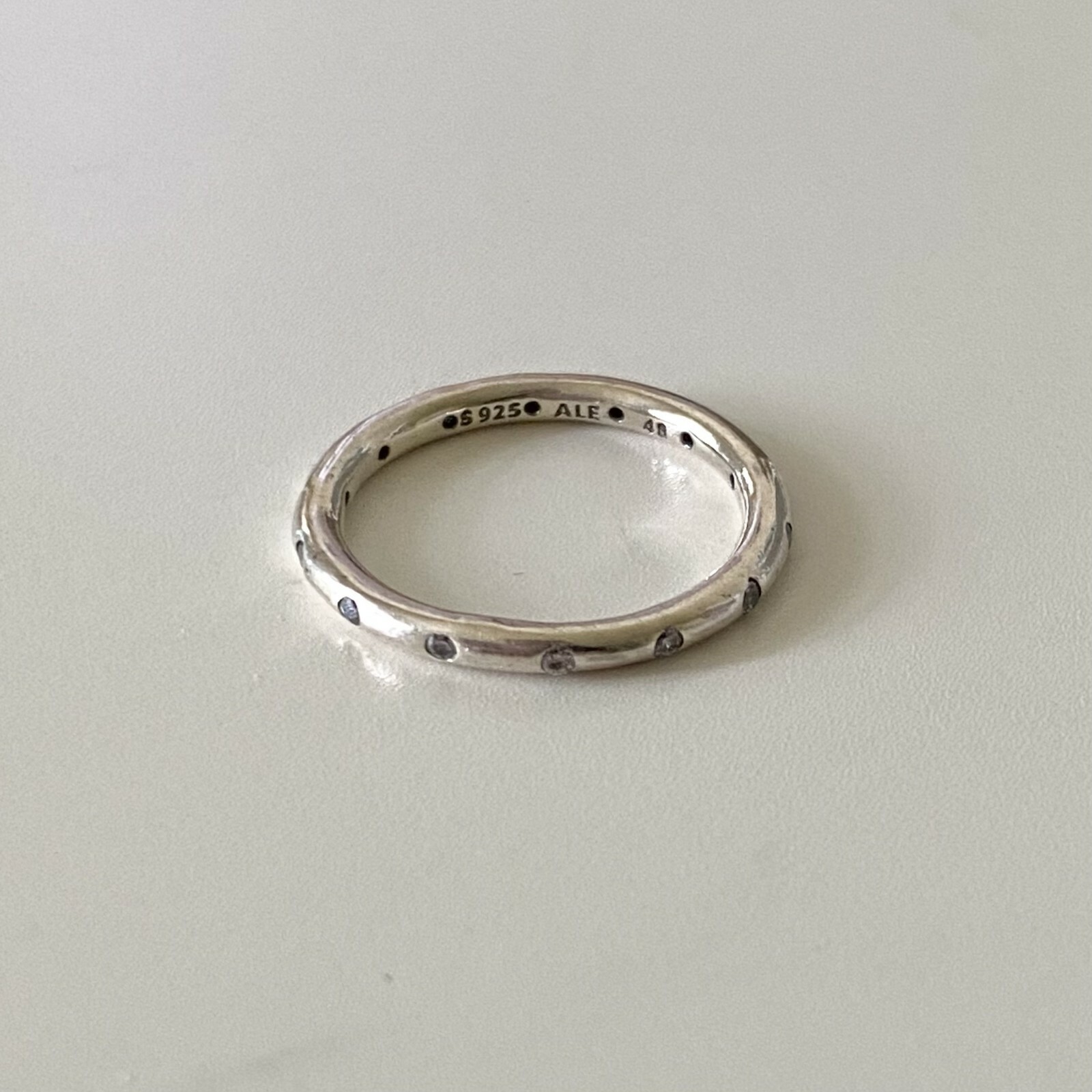 Pandora Simple Sparkling Band Ring Size 