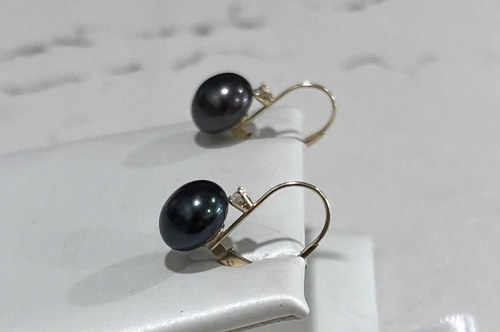Signed TIL 14k Yellow Gold Black Pearl Leverback Earrings White Stone Accents - Picture 3 of 8