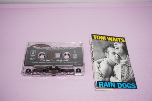 TOM WAITS - RAIN DOGS 1985 Vintage Cassette ISLAND 1985 Blue Logo READ! - Picture 3 of 7