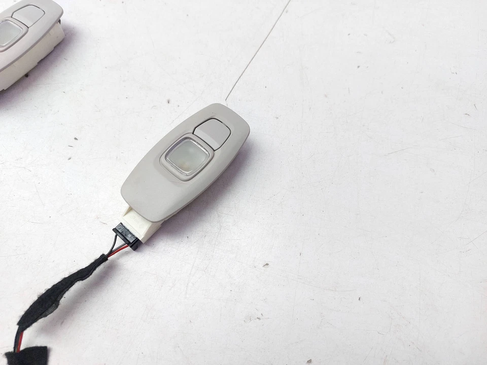 RENAULT CAPTUR MK1 J87 2019 INTERIOR LIGHT LAMP 1 PCS 264304513R - Image 4 of 4