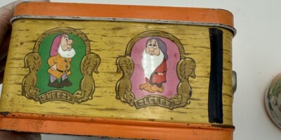 Snow White Metal Lunch Box with Thermos Aladdin Industries 1975 7