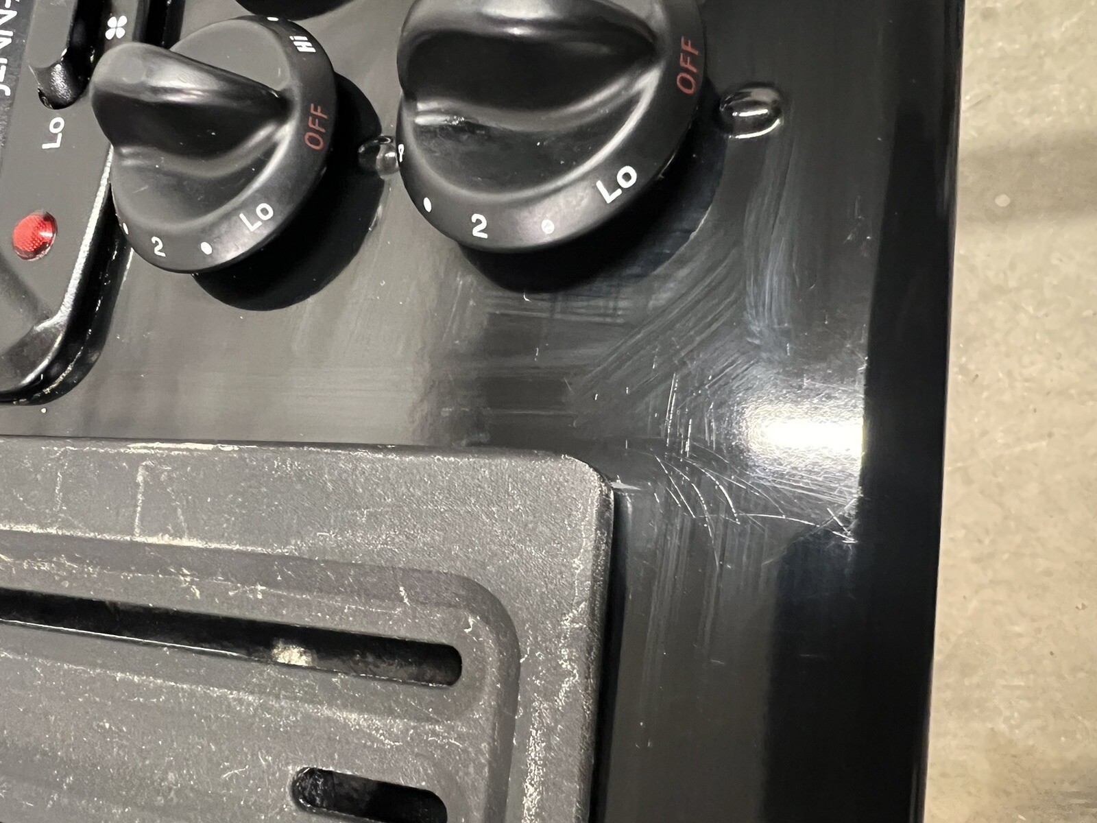 JennAir 30 in Electric Downdraft Cooktop w/ Grill JED8230ADS. Free