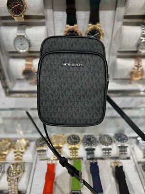 Michael Kors Jet Set Travel Women Medium Black NS Chain Pocket