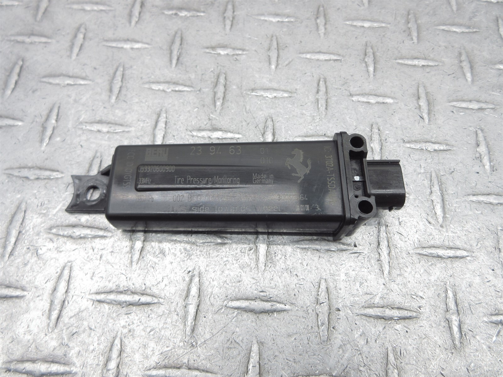 2008 Ferrari F430 Spider 239463 TPMS Tire Pressure Monitor System Antenna Unit