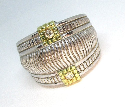 JUDITH RIPKA Sterling Silver / 18K Gold / Diamond Ring 2 diamonds 13.3 grams