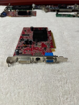 MCI ATI E-G012-05-2800 (B) Carte vidéo PCI-E Express DVI VGA