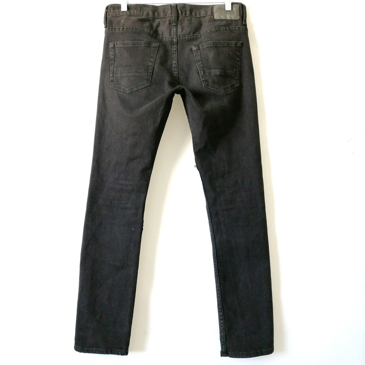 Bullhead Denim Co. Men's Black Distressed Mid Rise Skinny