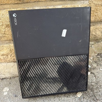Microsoft Xbox One 500GB Speicher schwarz nur Konsole getestet funktioniert