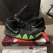 Preços baixos em Nike Kyrie 4 Halloween | eBay
