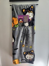 NEW Hello Kitty Grey Halloween Plush Throw Blanket 50x70 Sanrio Black Cat