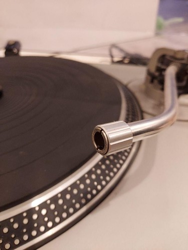 Technics SL-1600 Turntable Audio Technica record player - Picture 11 of 13