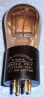 1 Cunningham C-301A Vacuum Tube Short Pin 1920's Globe Triode for Vintage Radios
