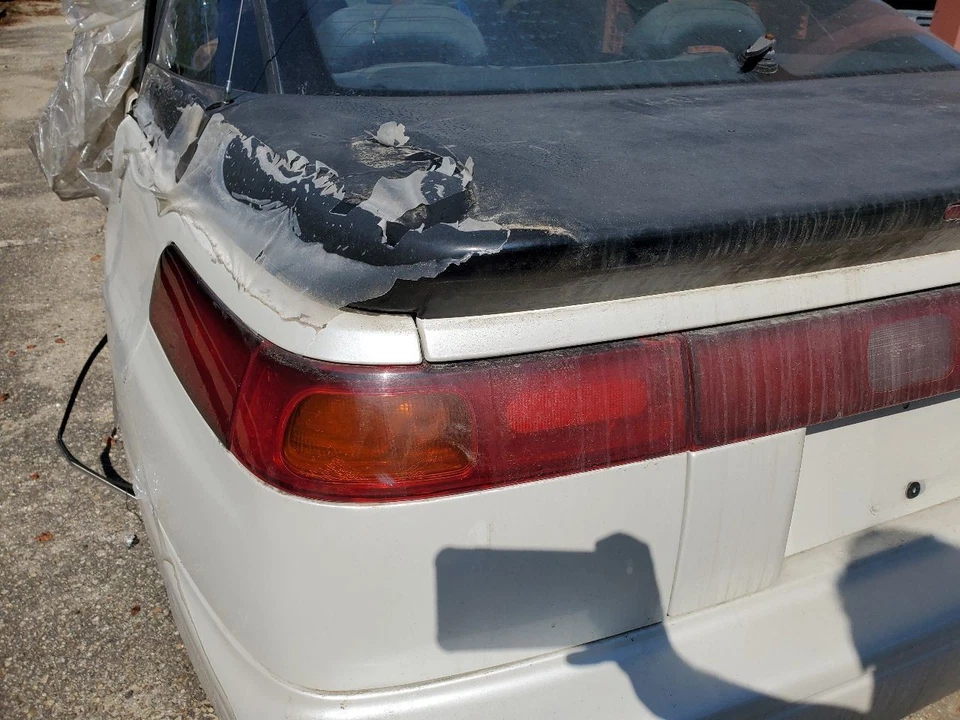 Conjunto de luz trasera derecha usado se adapta a: Subaru Svx 1992 cuarto panel montado derecho Foto 3 de 4