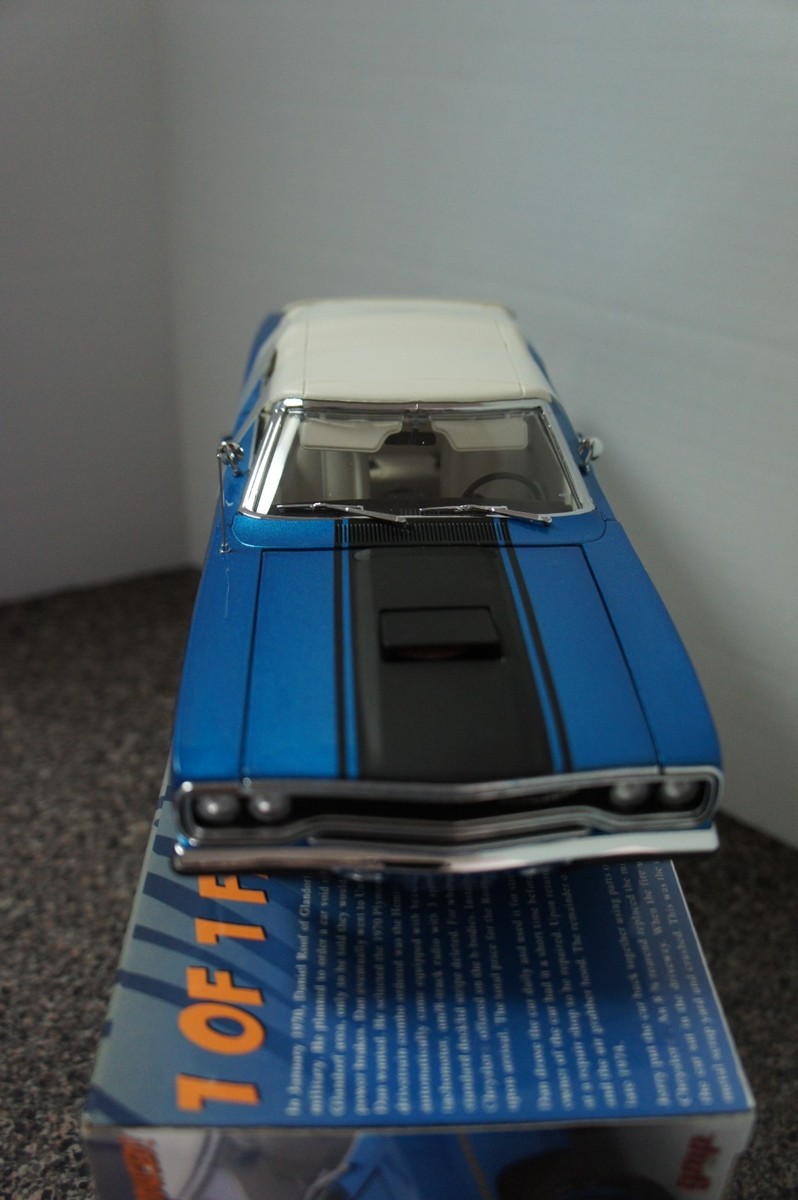 GMP 1/18 1970 Plymouth Road Runner B5 Blue Convertible 1 of 1 Hemi