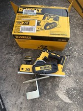 DEWALT 20v Max Wireless Handheld Planer (DCP580B)