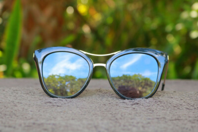 Sunglasses Vintage Cat Eye Black Gold Temple Old unusual Fun
