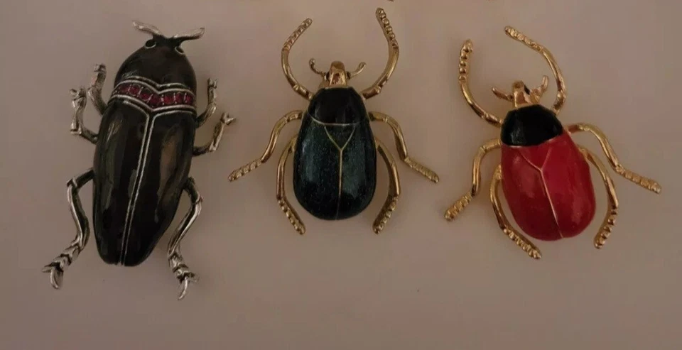 Lote de 3 broches de cucarachas de diamantes de imitación rojos detallados de insectos Big Bug CA EE. UU. E1-1 Foto 3 de 3