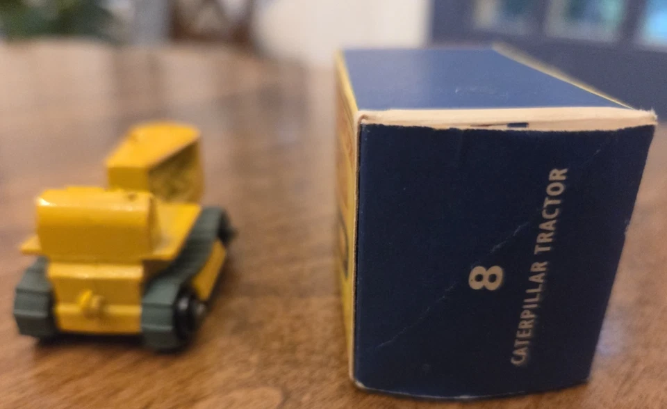 Lesney Matchbox Toys MB8d Caterpillar Tractor with E Type Box.  Free Shipping - Image 4 of 4