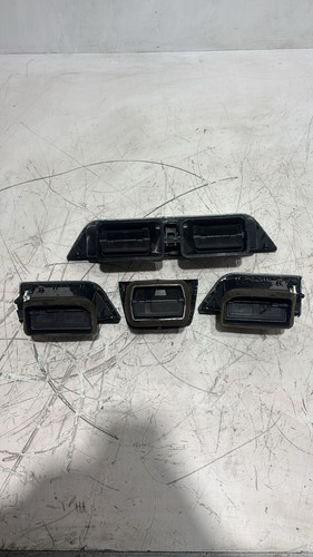 JUEGO DE VENTILACIÓN SKODA OCTAVIA 1.6 TDI MK3 2016 TABLERO DELANTERO Y TRASERO CONSOLA CENTRAL - Imagen 2 de 8