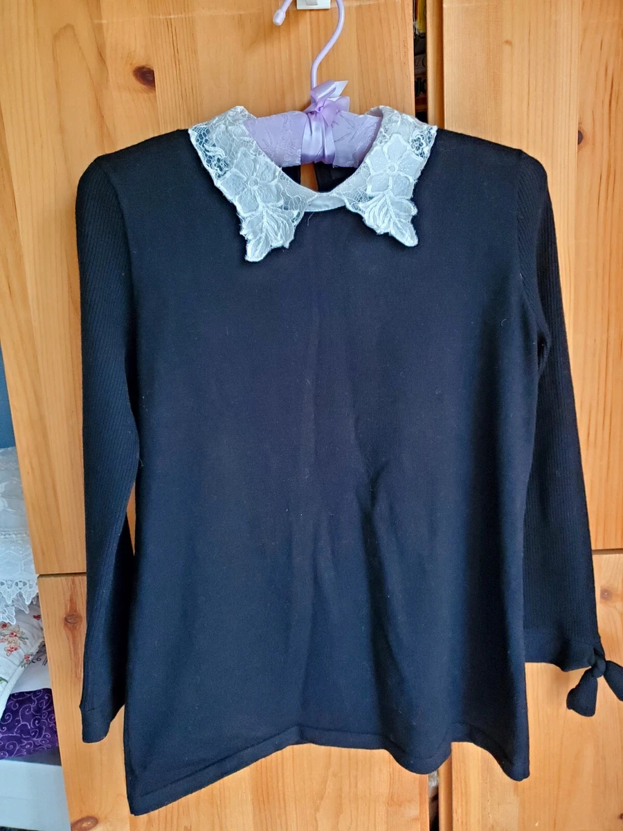 Karl Lagerfeld Women s Black Sweater With White Collar Size XS