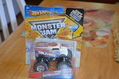 HOT WHEELS MONSTER JAM SPECIAL DELIVERY DAIRY DELIVERY NIB