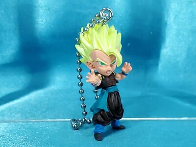 Bandai Dragonball Super UDM Burst 28 Mini Figure Keychain SS