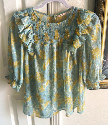 Mi Ami Women s Blue/Yellow Floral Round Neck Smocked Ruffle Blouse L