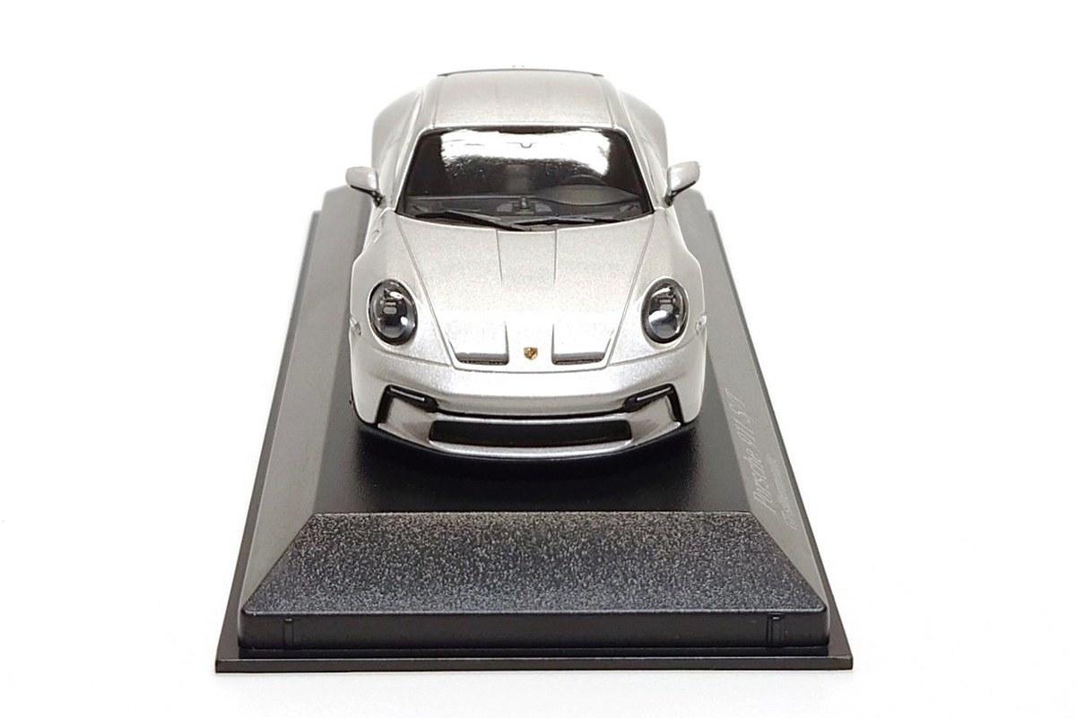 Minichamps 1:43 Porsche 911 S/T (992) in GT Silver Metallic | eBay