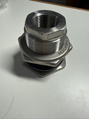 Banjo TF100SS 1'' FNPT 316 SS Bulkhead Tank Fitting For 2.25  Hole, 1.5  Wall