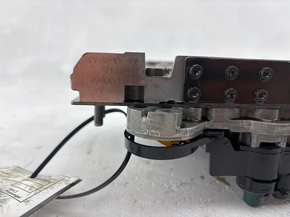 Mercedes-Benz GL450 2012 carrocería de válvula de transmisión placa conductora OEM Foto 4 de 4