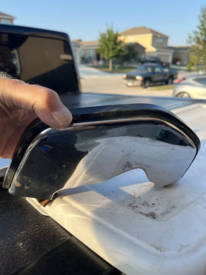 Parachoques trasero original Pontiac Firebird 1973 Foto 3 de 4