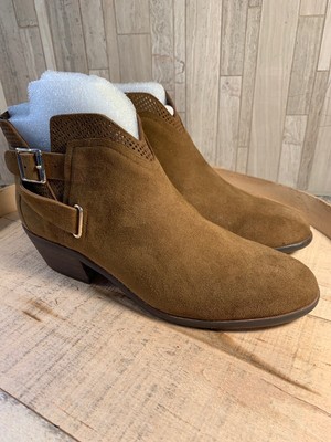 vince camuto panthea bootie